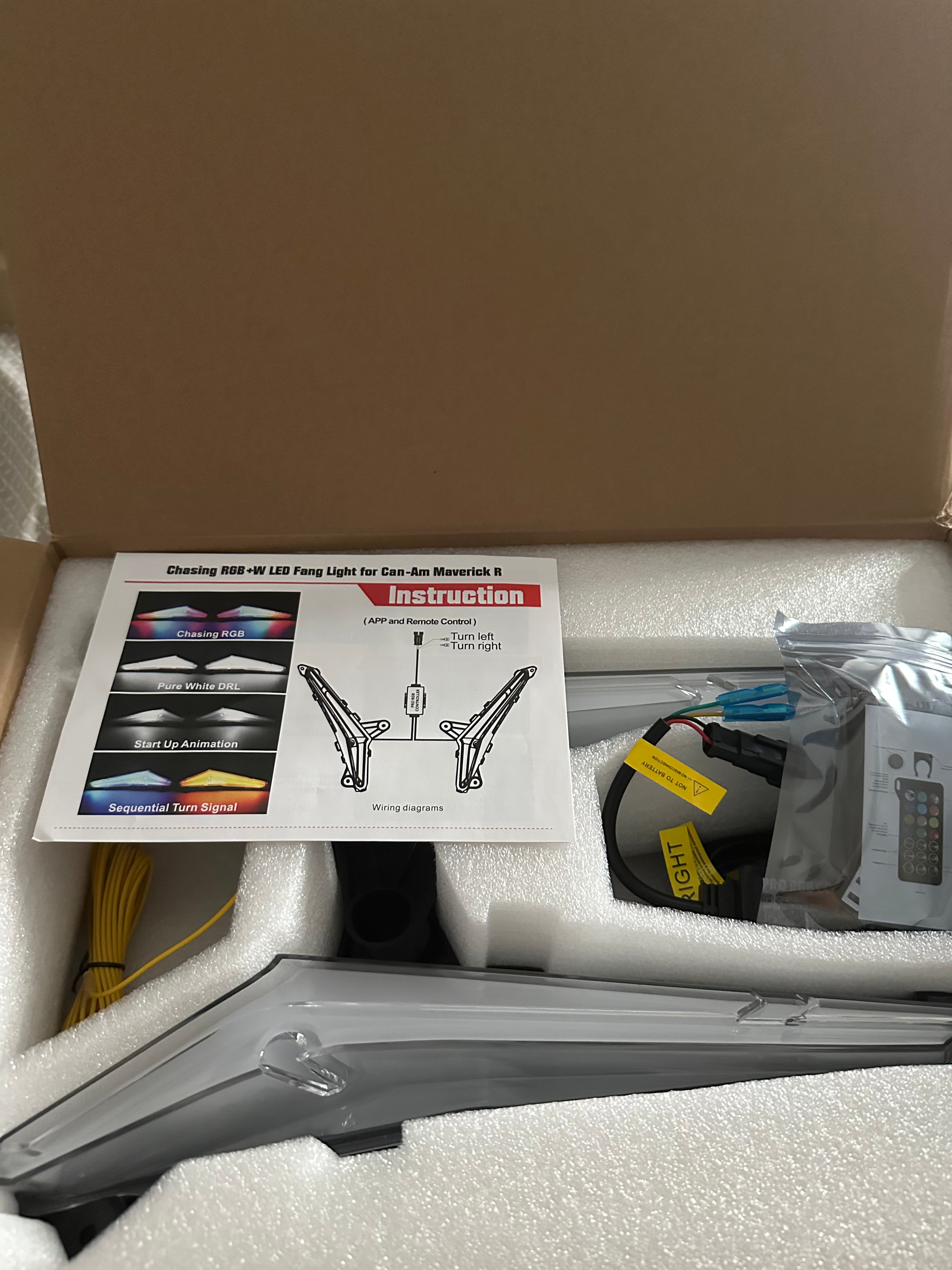 Maverick R Fang Light