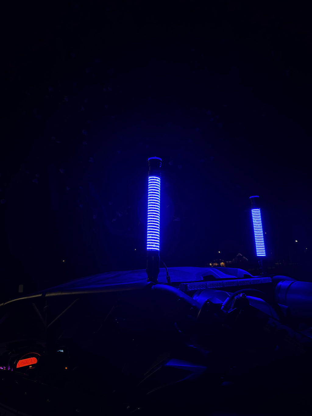 V3 LASER FAT WHIPS