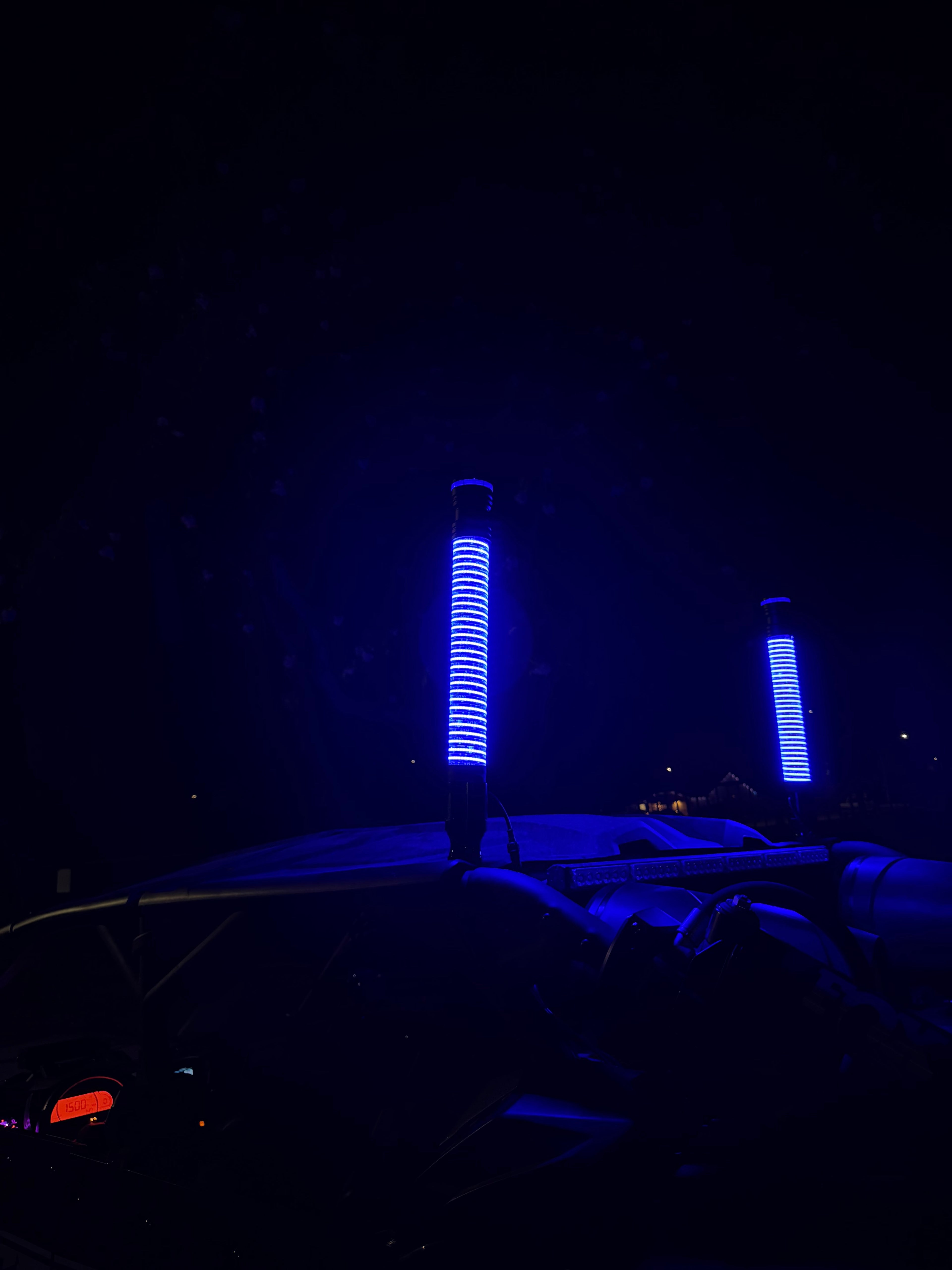 V3 LASER FAT WHIPS